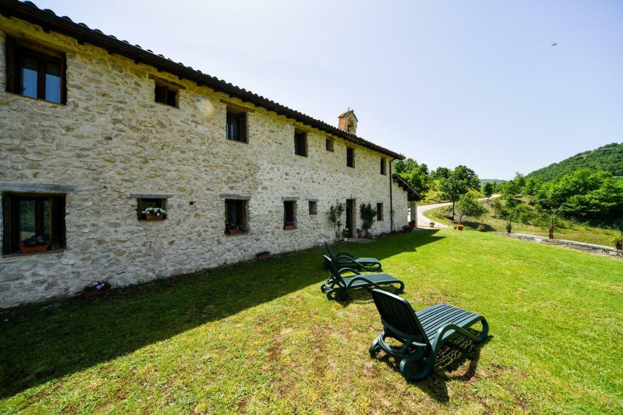 カーシャ Agriturismo La Valle Dei Bronzettiヴィラ エクステリア 写真